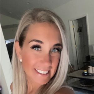 Meet your Posher, Kerri
